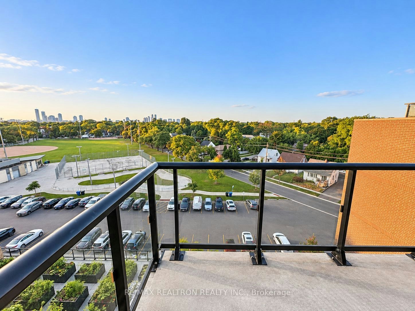 608-7 Smith Crescent, Toronto, ON, M8Z 0G3 - 13