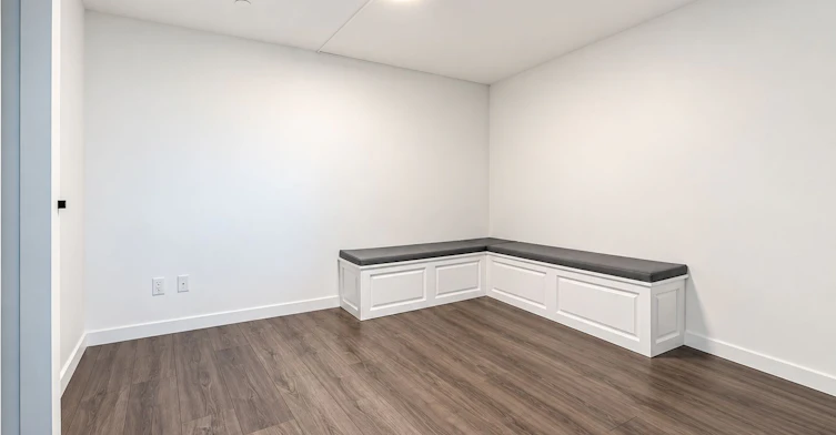 608-7 Smith Crescent, Toronto, ON, M8Z 0G3 - 16