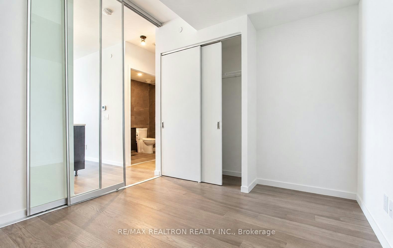 608-7 Smith Crescent, Toronto, ON, M8Z 0G3 - 15