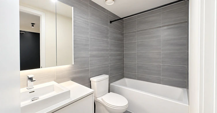 608-7 Smith Crescent, Toronto, ON, M8Z 0G3 - 17