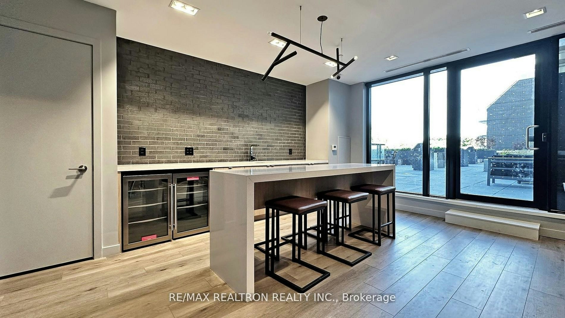 608-7 Smith Crescent, Toronto, ON, M8Z 0G3 - 22