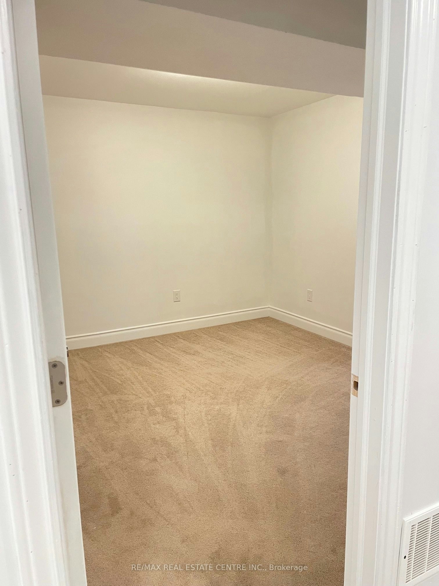 BASEMENT-11 Jewelville Street, Brampton, ON, L6X 2Y7 - 6