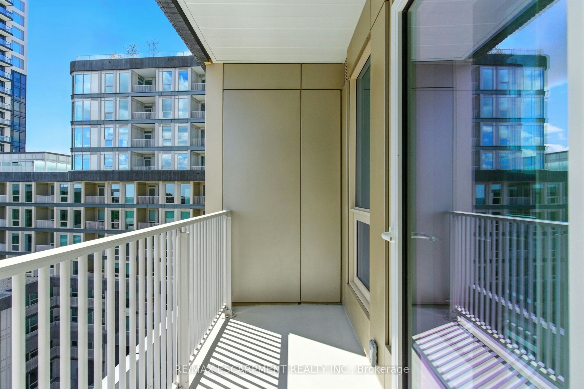 820-3240 William Coltson Avenue, Oakville, ON, L6H 8C8 - 22