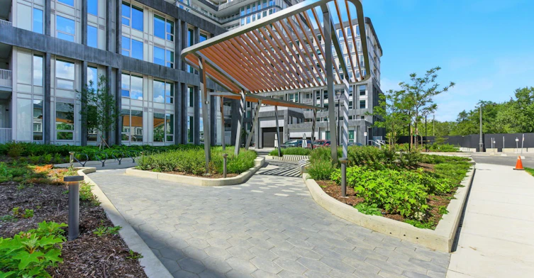 820-3240 William Coltson Avenue, Oakville, ON, L6H 8C8 - 2