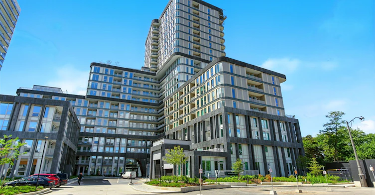 820-3240 William Coltson Avenue, Oakville, ON, L6H 8C8