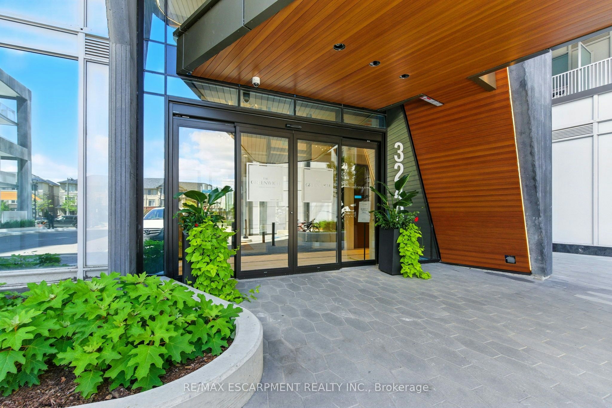 820-3240 William Coltson Avenue, Oakville, ON, L6H 8C8 - 4