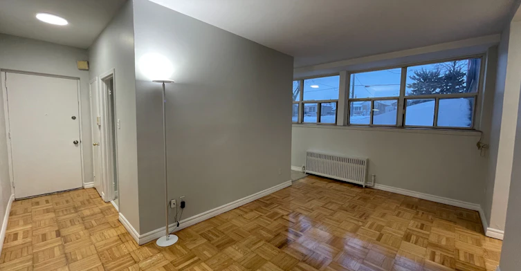 B12-33 Flamborough Drive, Toronto, ON, M6M 2R5 - 4