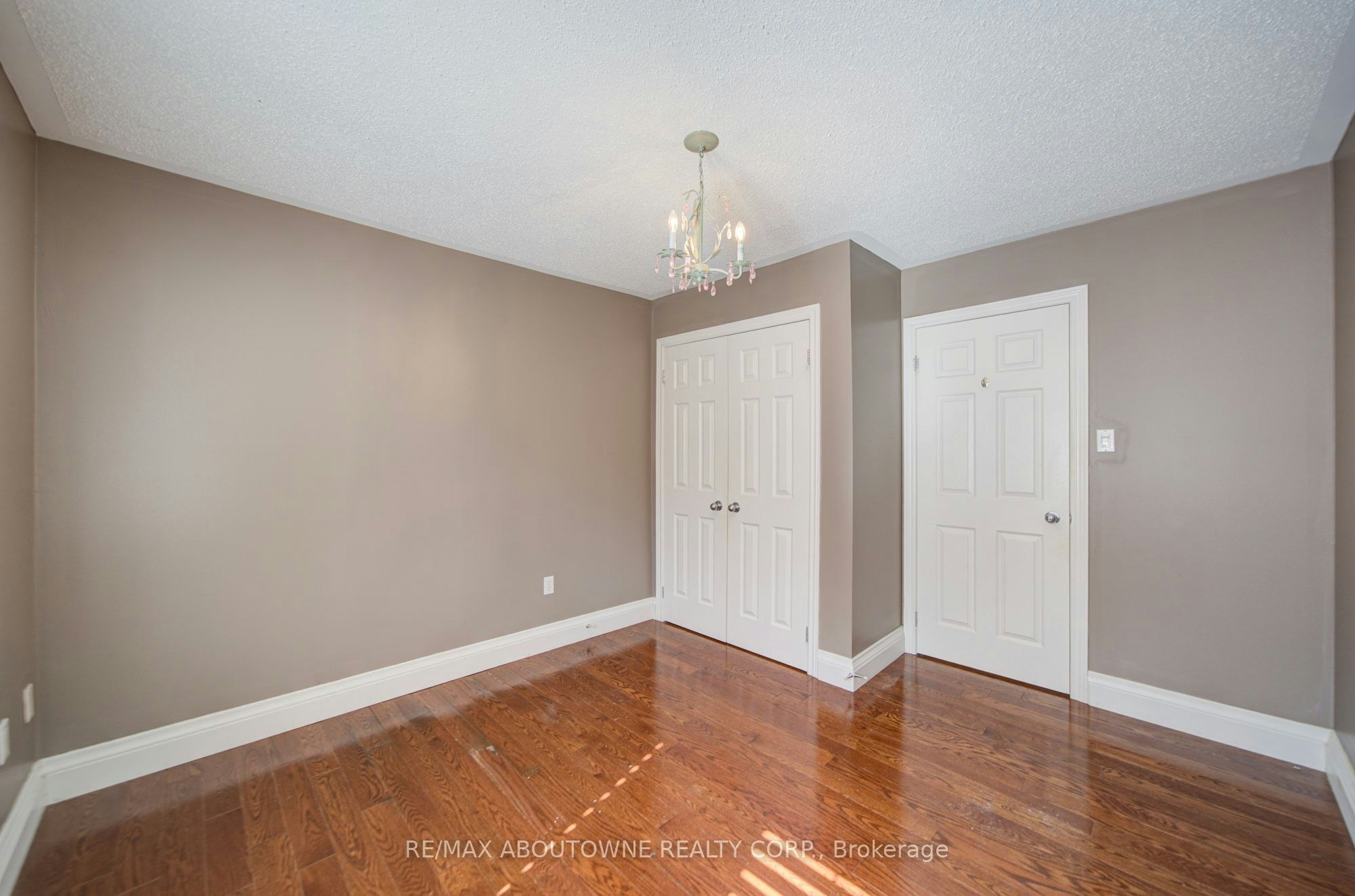 2435 Hertfordshire Way, Oakville, ON, L6H 7M8 - 31