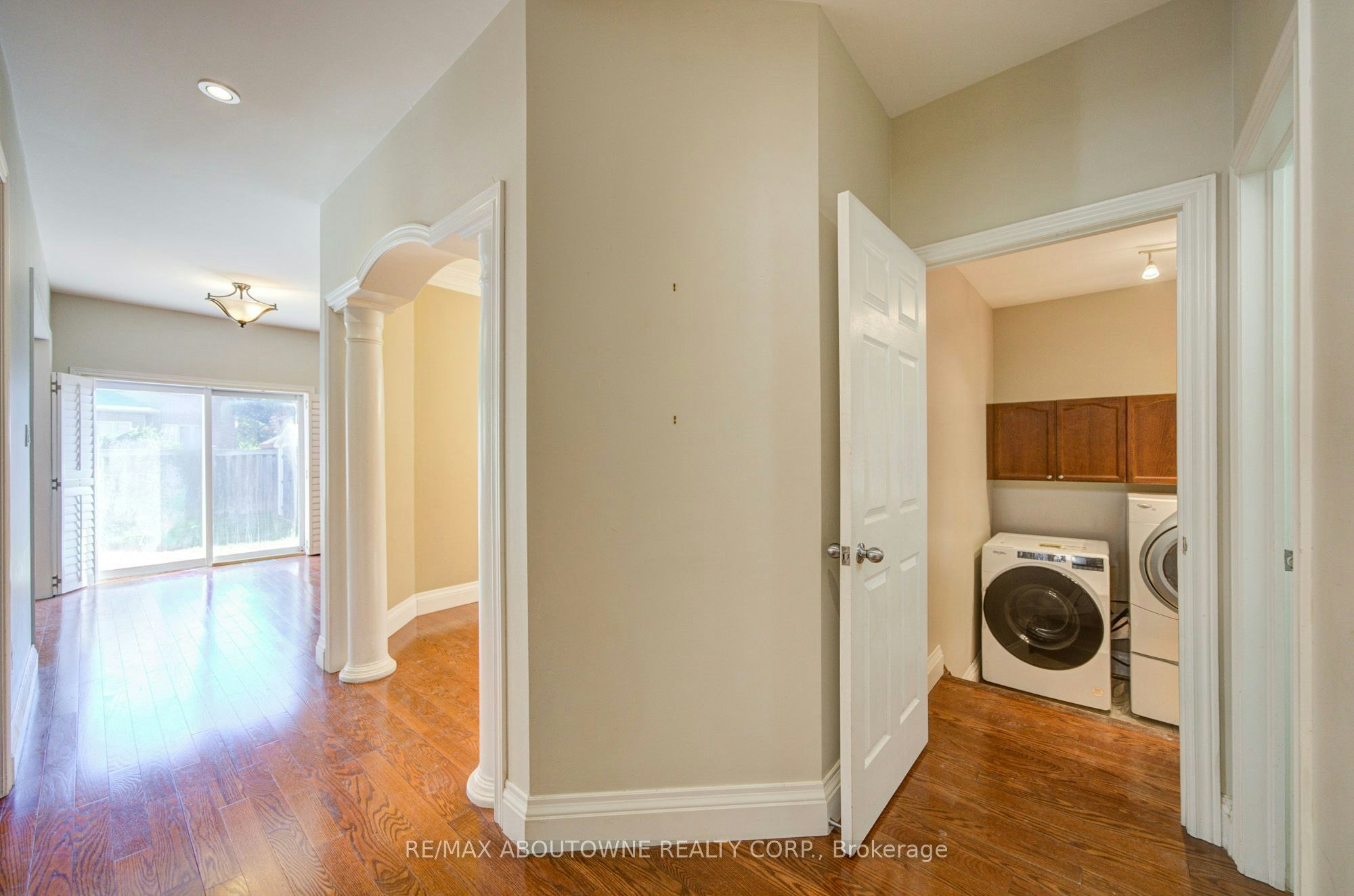2435 Hertfordshire Way, Oakville, ON, L6H 7M8 - 4