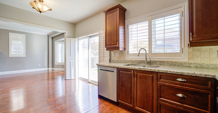 2435 Hertfordshire Way, Oakville, ON, L6H 7M8 - 20
