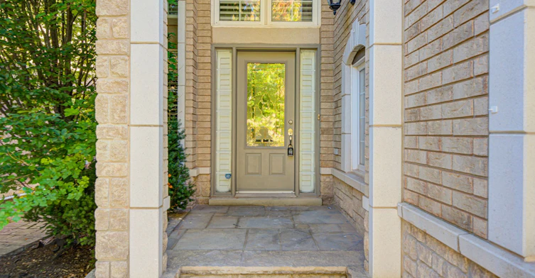 2435 Hertfordshire Way, Oakville, ON, L6H 7M8 - 2