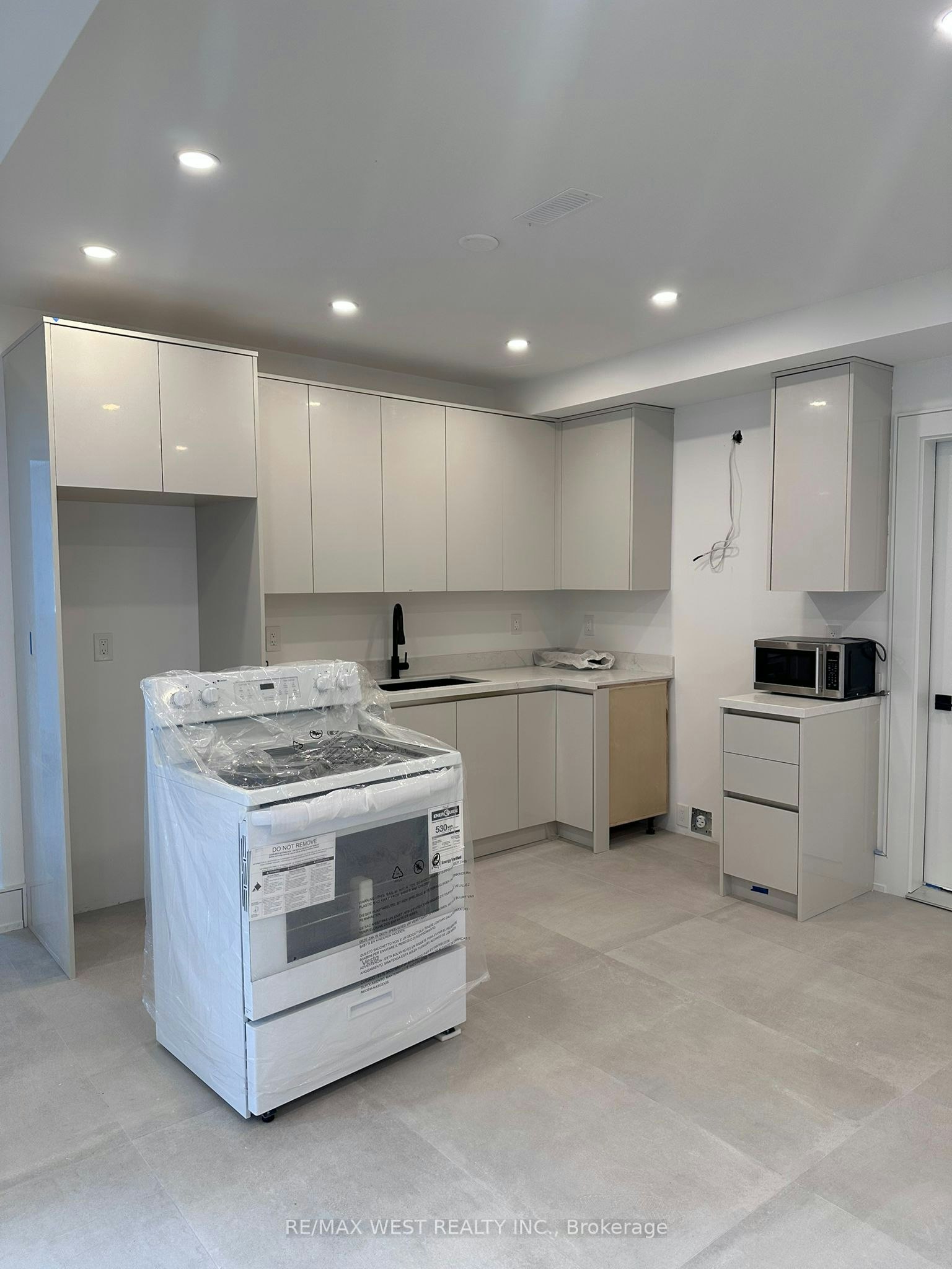 Basement-506 Wellington Crescent, Oakville, ON, L6L 4X5 - 3