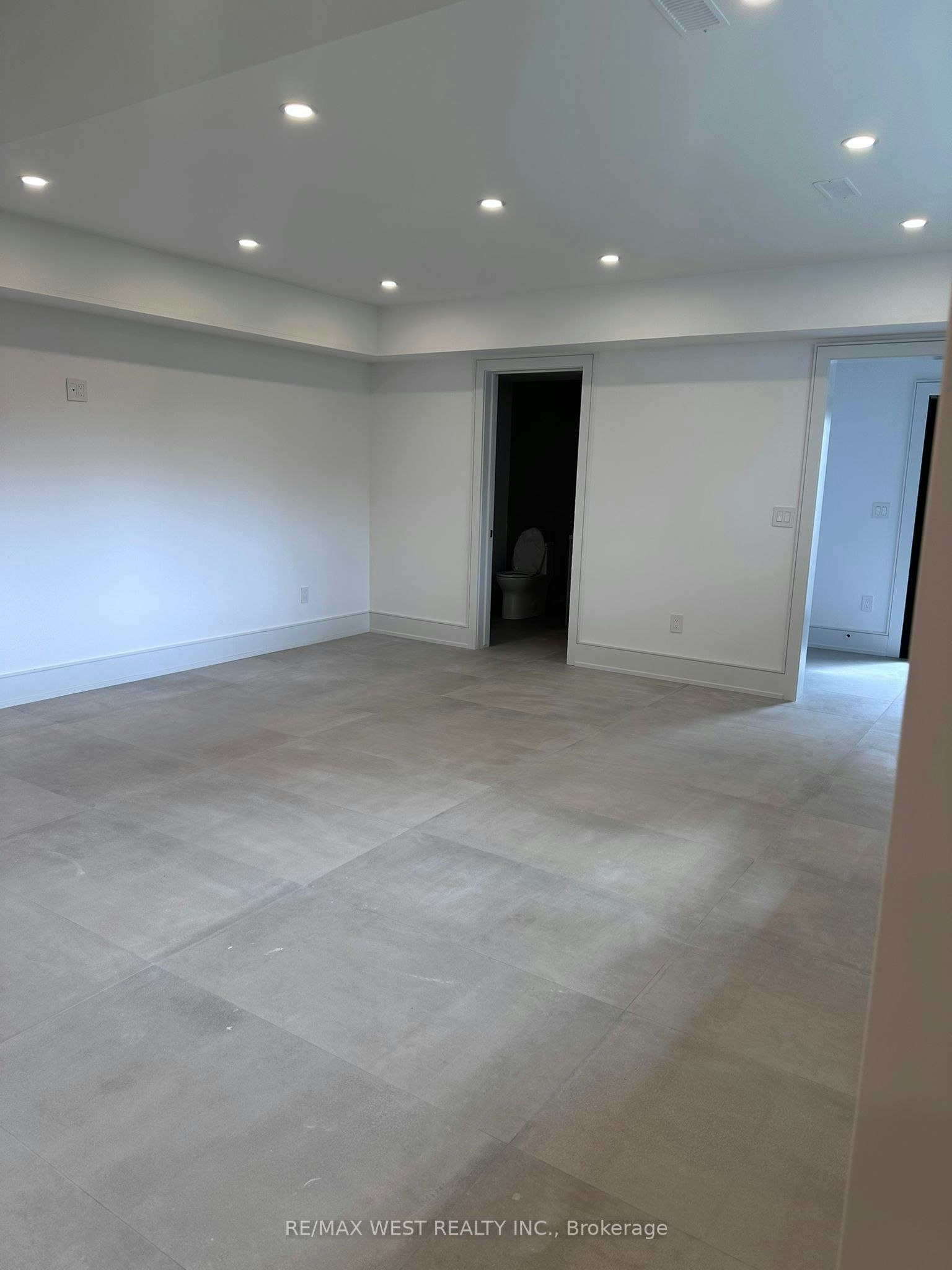 Basement-506 Wellington Crescent, Oakville, ON, L6L 4X5 - 6