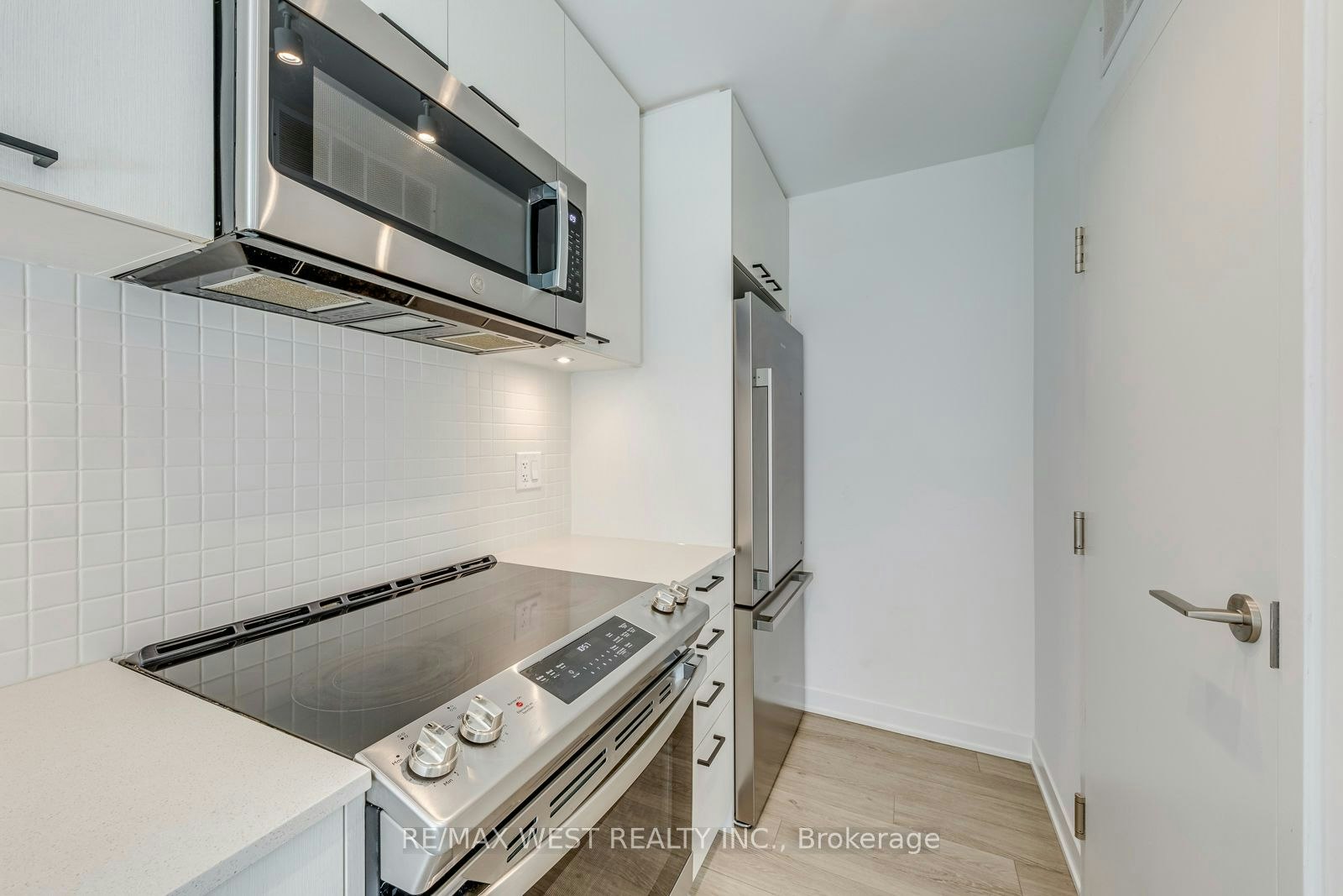3-40 Ed Clark Gardens Boulevard, Toronto, ON, M6N 0B5 - 13