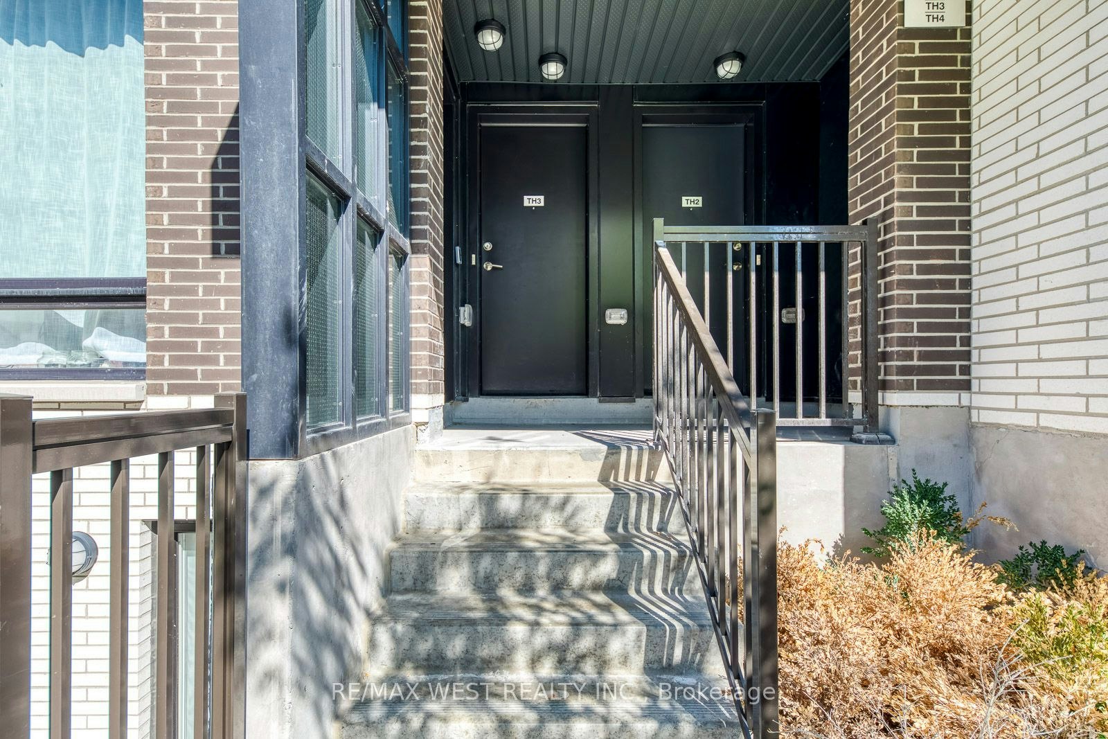 3-40 Ed Clark Gardens Boulevard, Toronto, ON, M6N 0B5 - 5