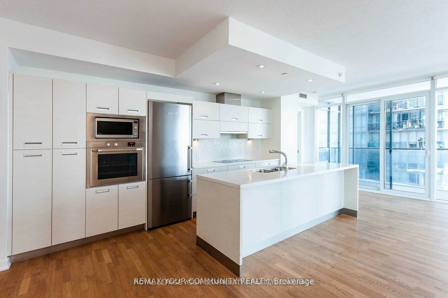 2308-88 Park Lawn Road, Toronto, ON, M8Y 0B6 - 3