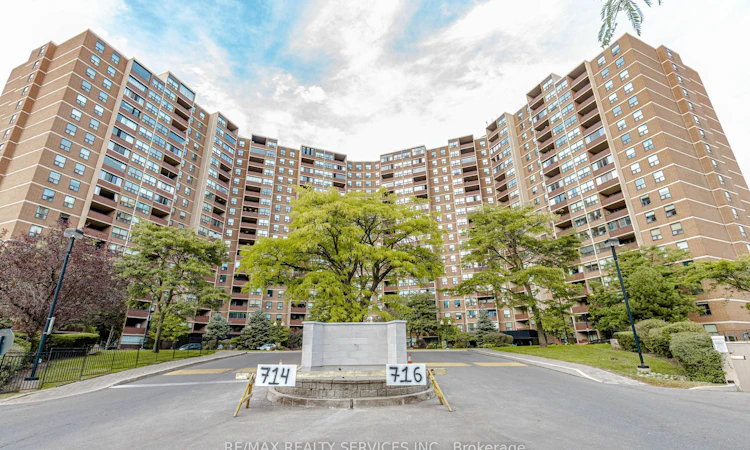1405-716 The West Mall N/A