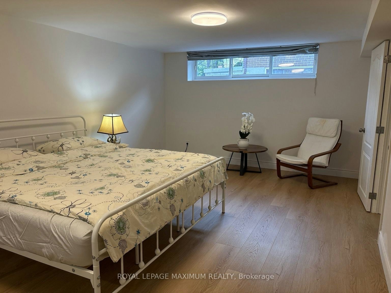 18 Richland Crescent, Toronto, ON, M9C 4C7 - 9