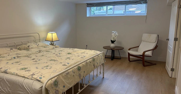 18 Richland Crescent, Toronto, ON, M9C 4C7 - 9