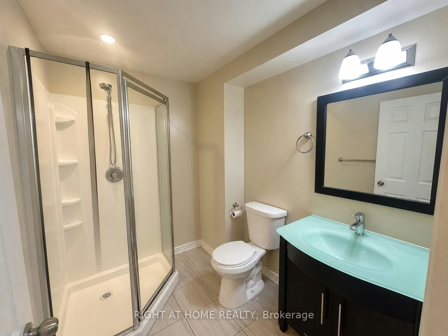 Lower-472 Nairn Circle, Milton, ON, L9T 8A7 - 10