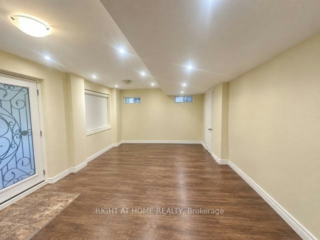 Lower-472 Nairn Circle, Milton, ON, L9T 8A7 - 3