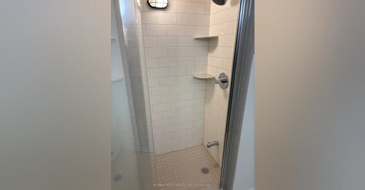 23 Sellmar Road, Toronto, ON, M9P 3E4 - 19