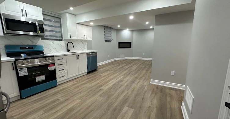 Lower-906 Farmstead Drive, Milton, ON, L9T 8J5