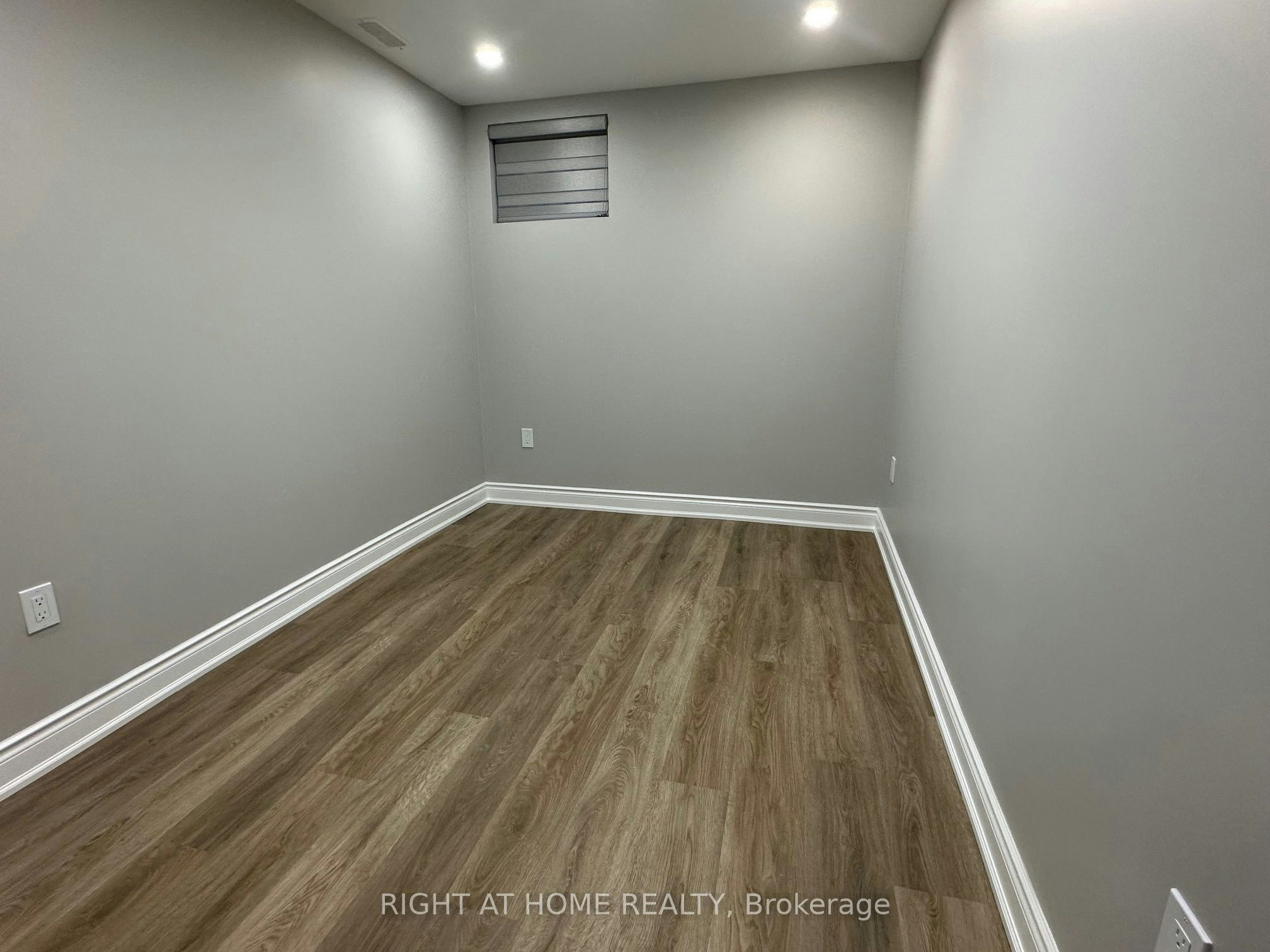 Lower-906 Farmstead Drive, Milton, ON, L9T 8J5 - 16