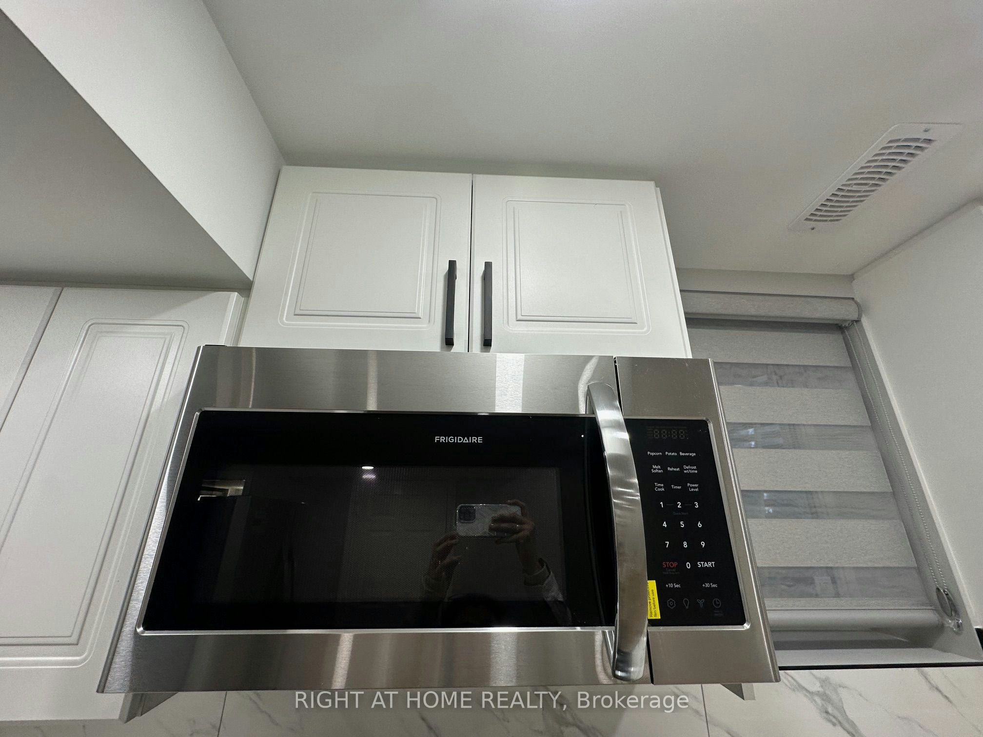 Lower-906 Farmstead Drive, Milton, ON, L9T 8J5 - 5