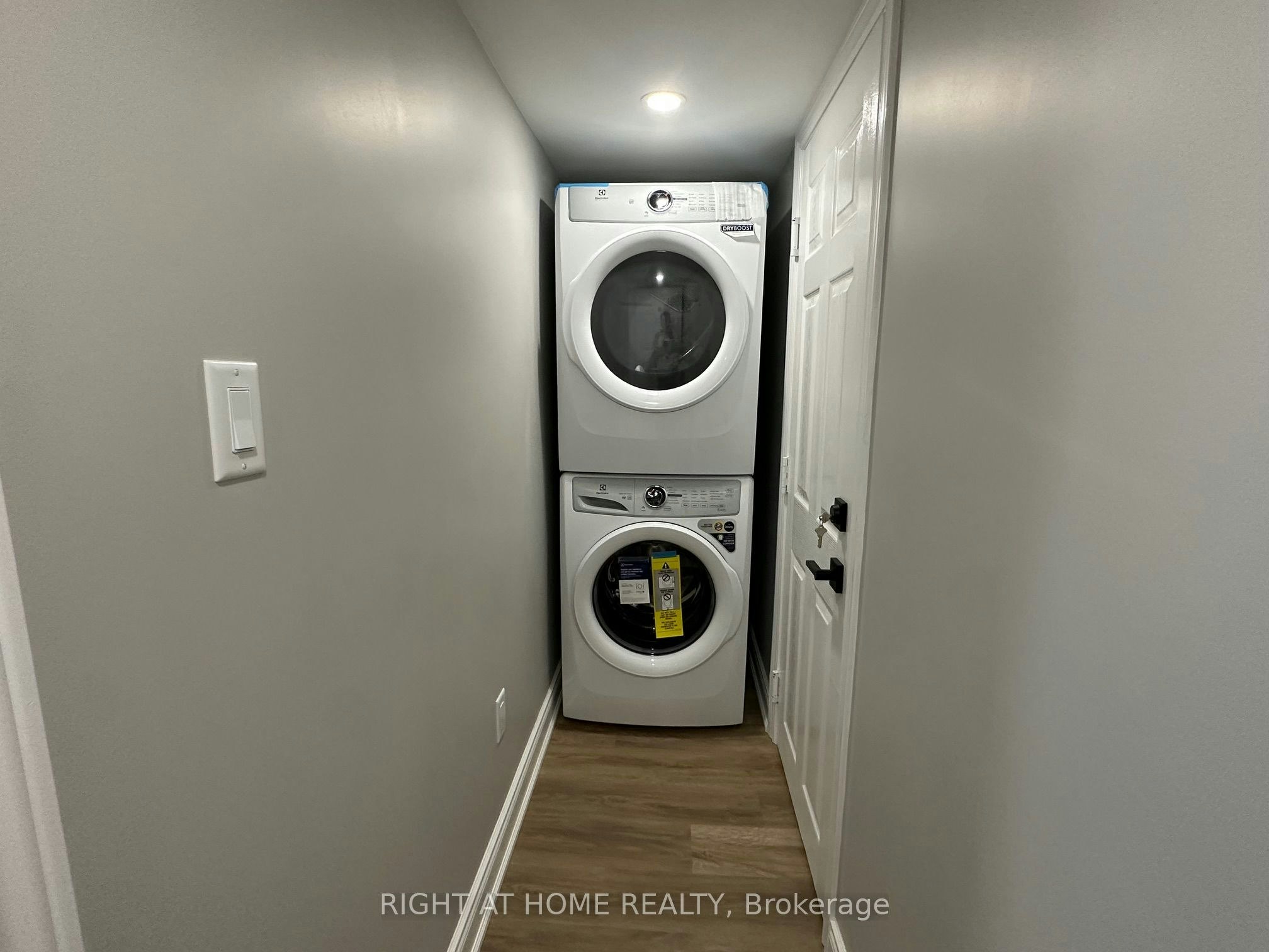 Lower-906 Farmstead Drive, Milton, ON, L9T 8J5 - 15