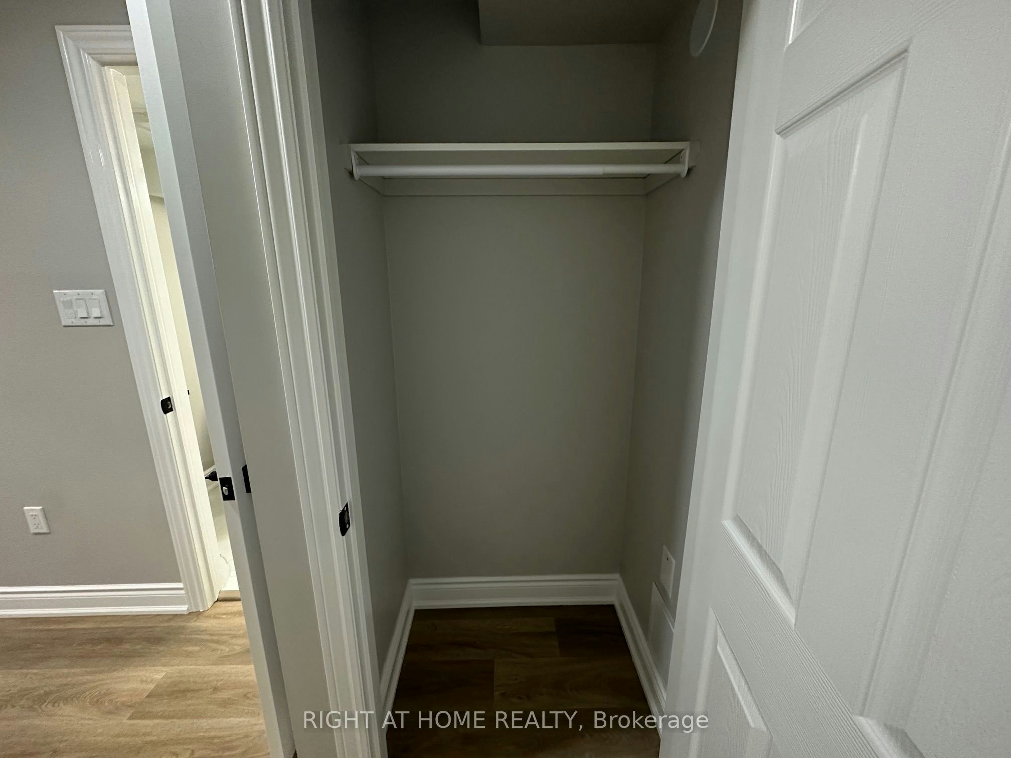 Lower-906 Farmstead Drive, Milton, ON, L9T 8J5 - 11