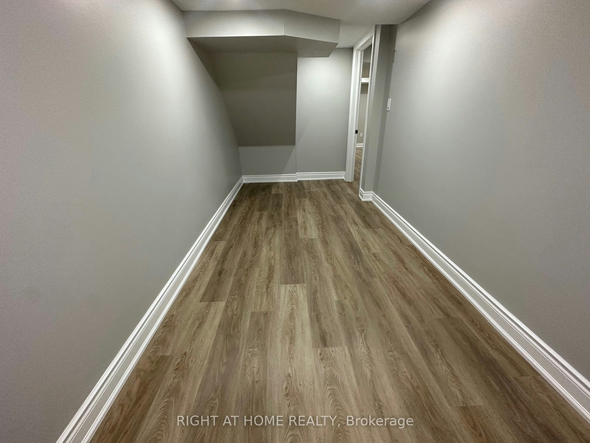 Lower-906 Farmstead Drive, Milton, ON, L9T 8J5 - 23