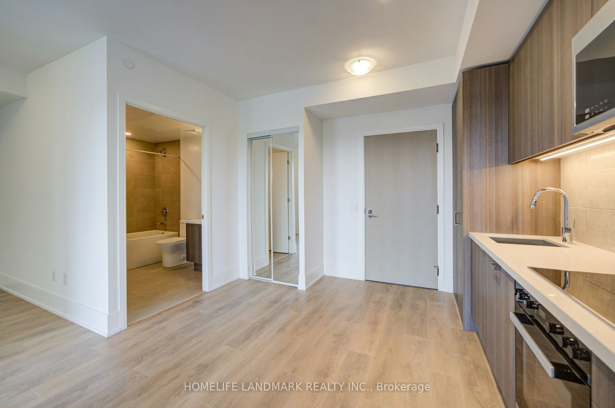 310-2450 Bloor Street W, Toronto, ON, M6S 0A9 - 23