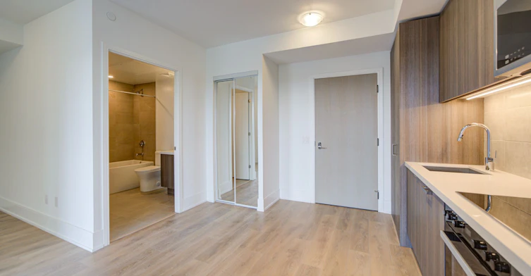310-2450 Bloor Street W, Toronto, ON, M6S 0A9 - 23