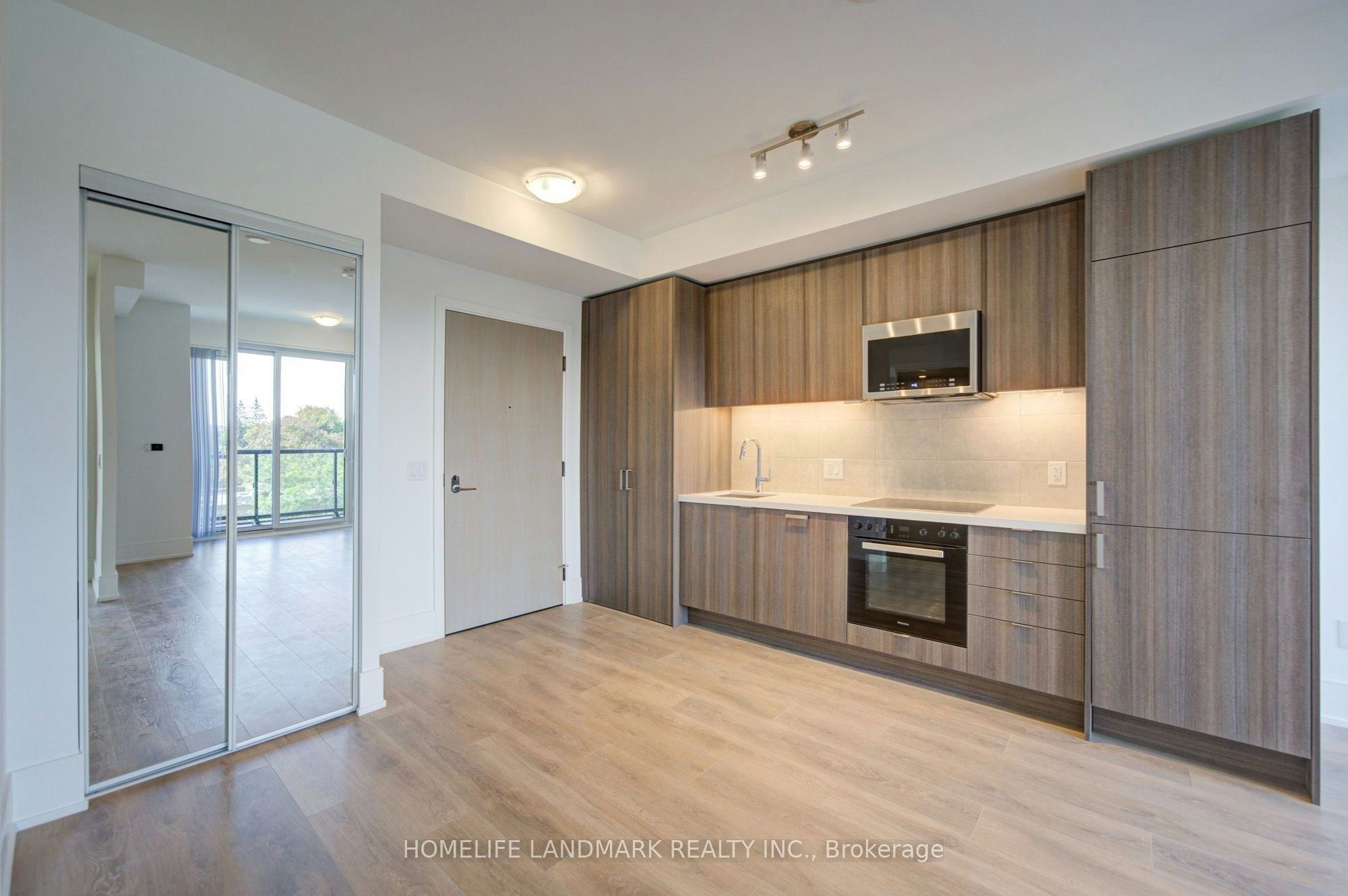 310-2450 Bloor Street W, Toronto, ON, M6S 0A9 - 25