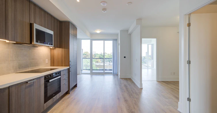 310-2450 Bloor Street W, Toronto, ON, M6S 0A9 - 3
