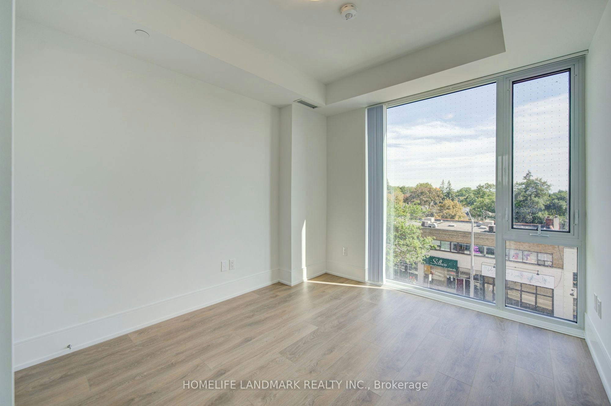 310-2450 Bloor Street W, Toronto, ON, M6S 0A9 - 11