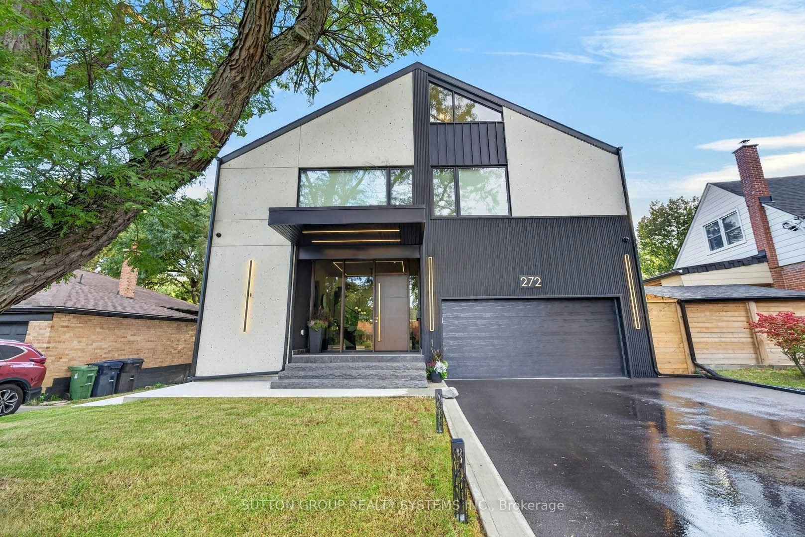 272 Renforth Drive, Toronto, ON, M9C 2K9