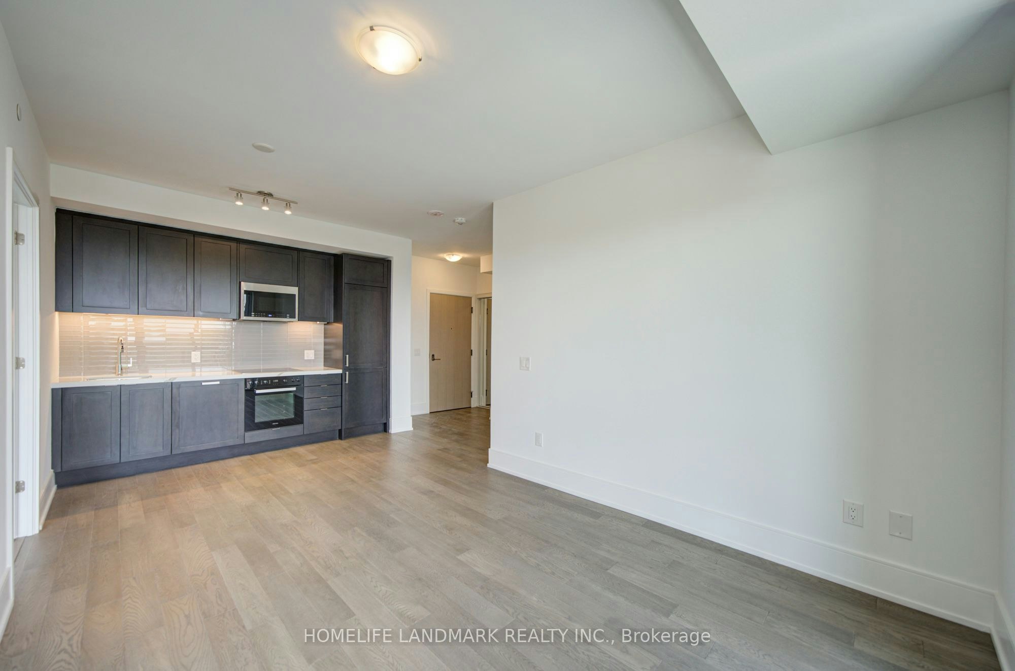 313-2450 Bloor Street W, Toronto, ON, M6S 0A9 - 24