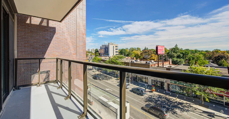 313-2450 Bloor Street W, Toronto, ON, M6S 0A9 - 36