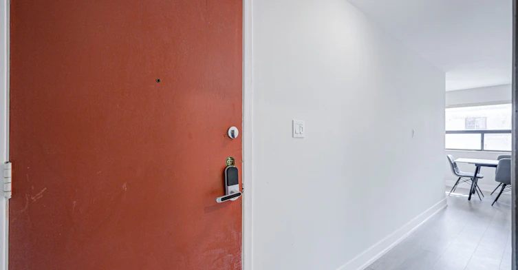 B-133 Jefferson Avenue, Toronto, ON, M6K 3E4 - 5