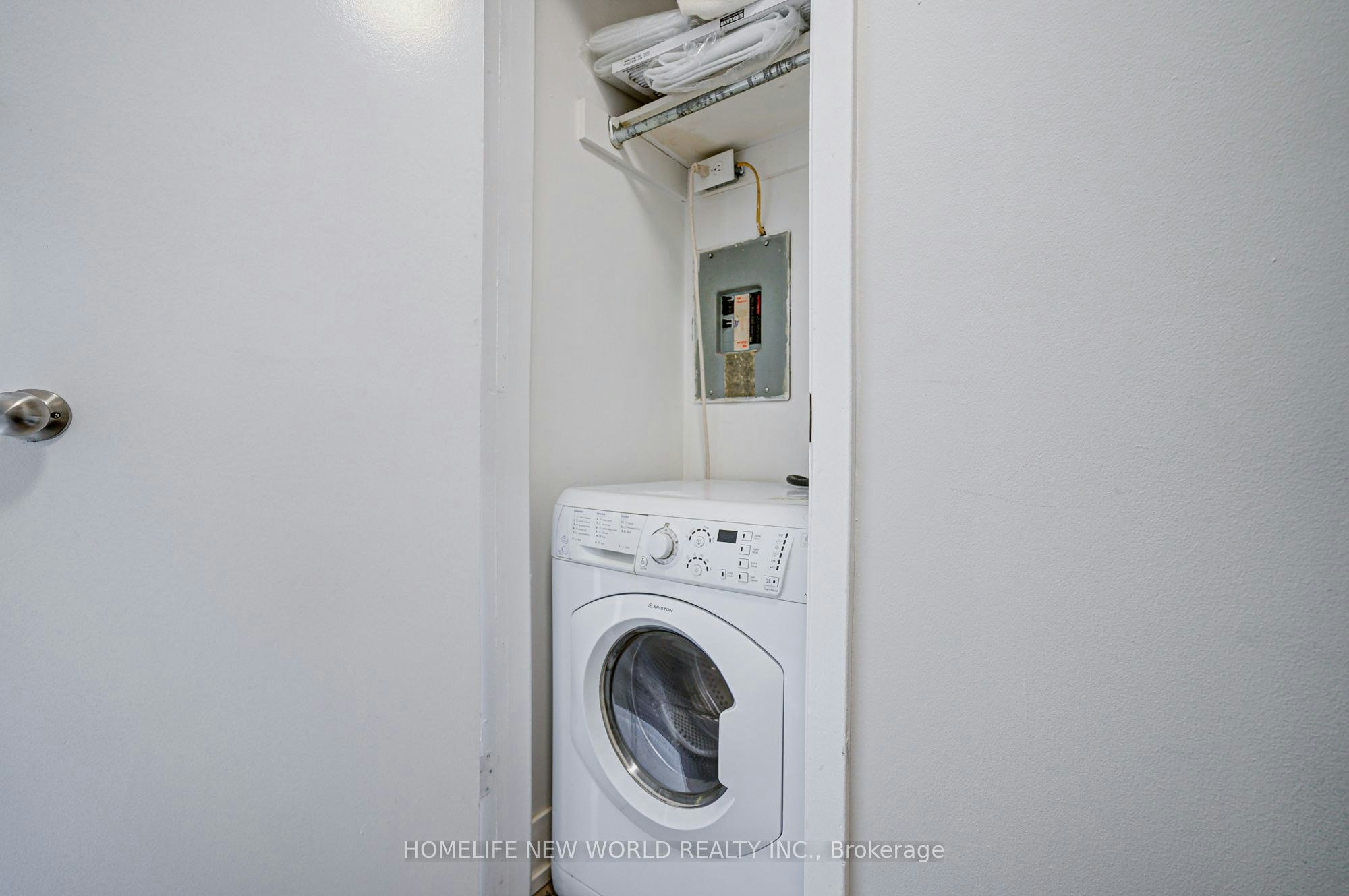 B-133 Jefferson Avenue, Toronto, ON, M6K 3E4 - 9
