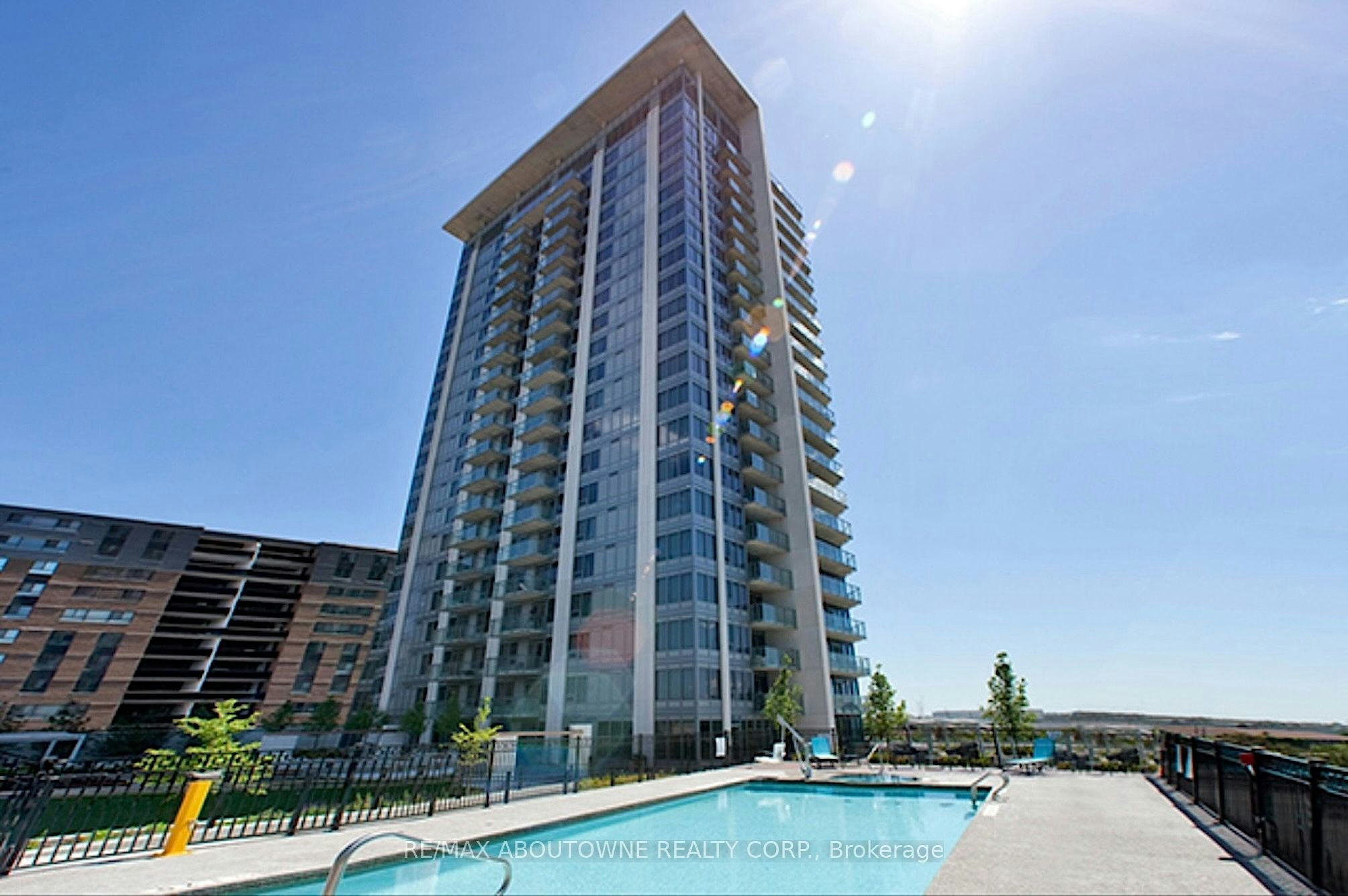 204-188 Clark Boulevard, Brampton, ON, L6T 0J2