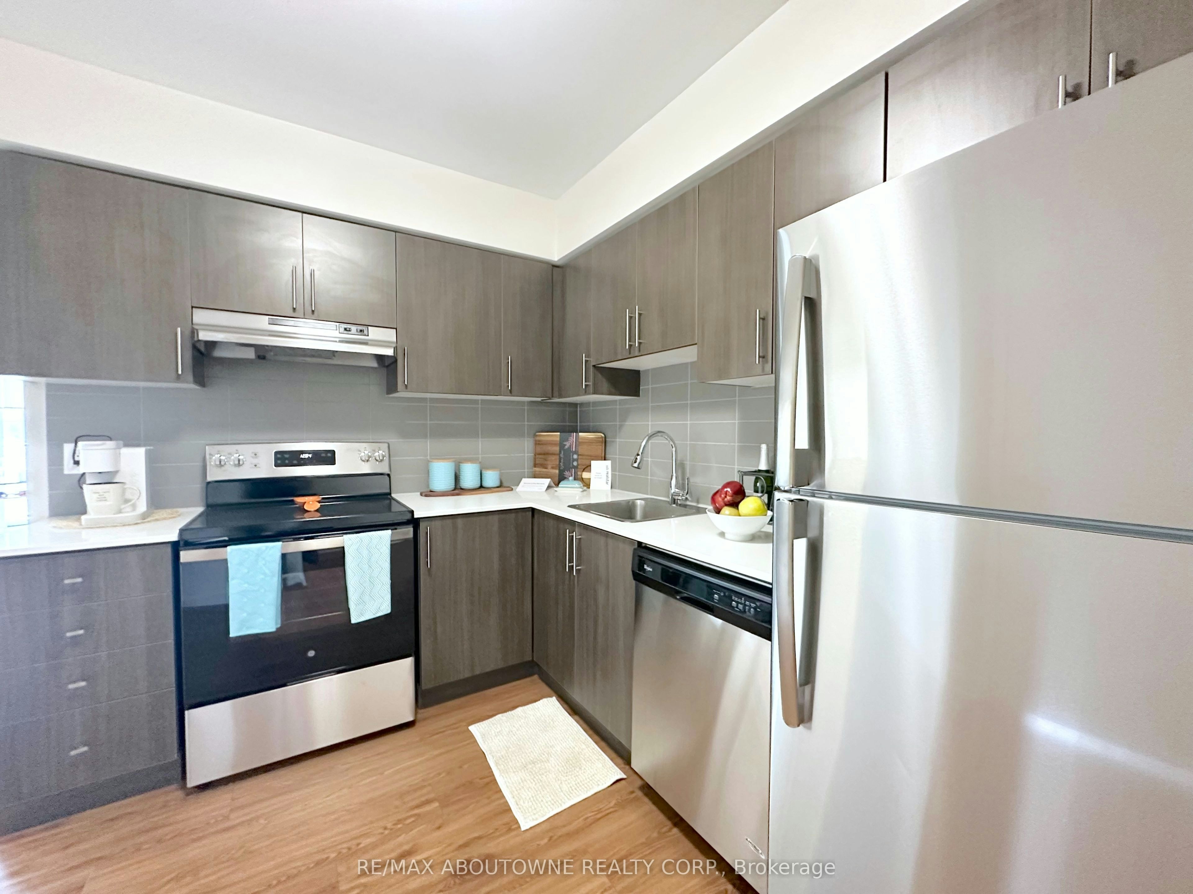 204-188 Clark Boulevard, Brampton, ON, L6T 0J2 - 5