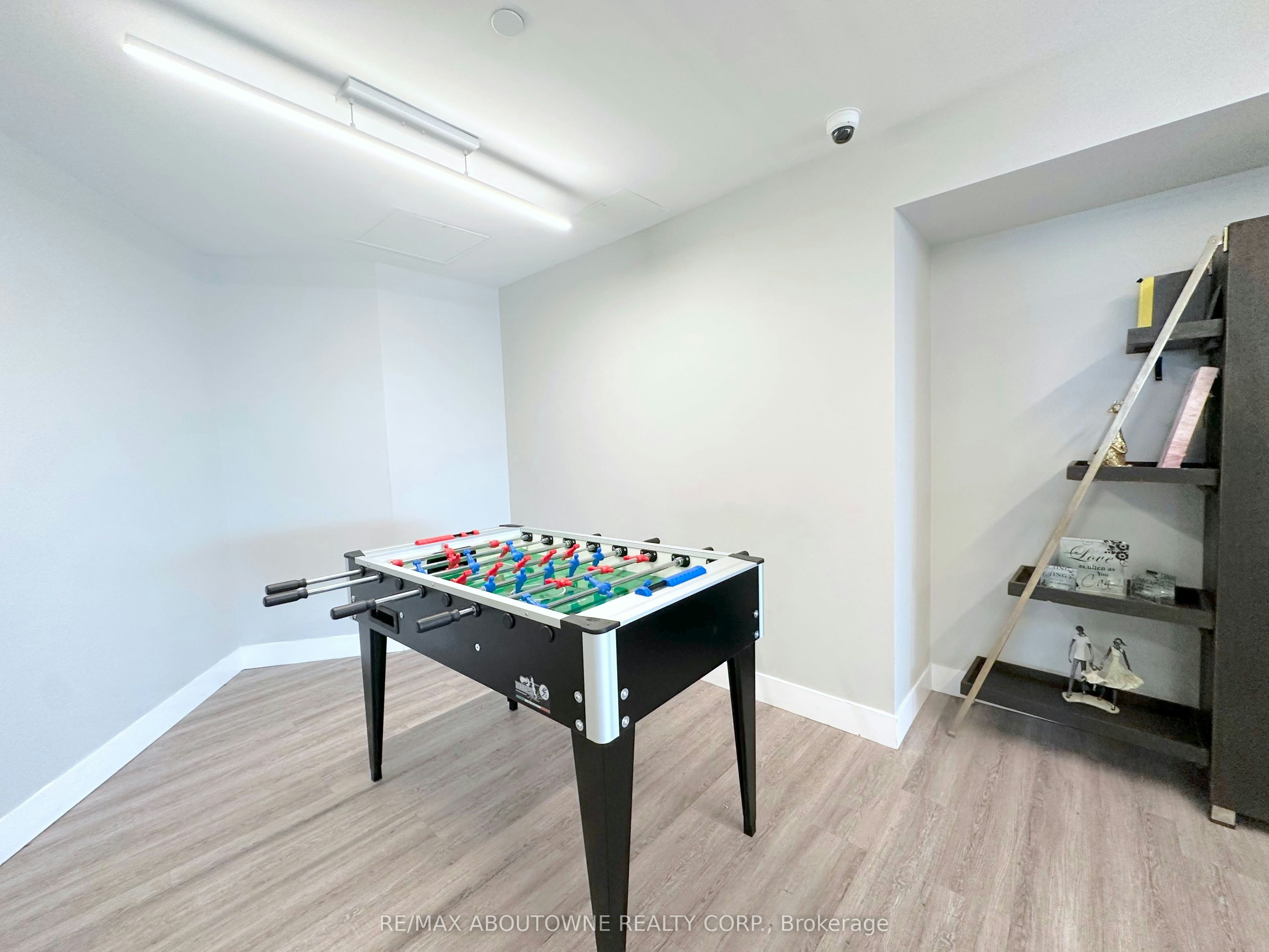 2504-5 Zappacosta Drive, Toronto, ON, M9M 0G9 - 16