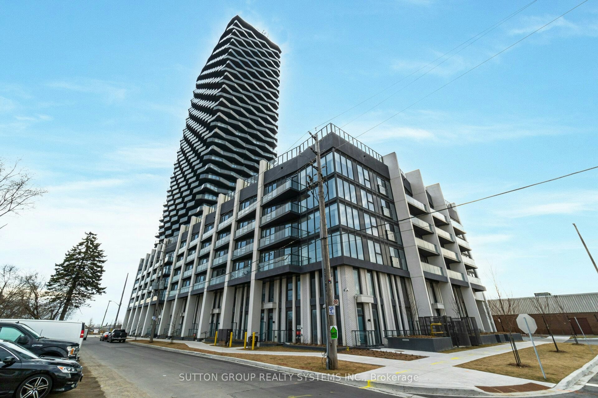 1607-36 Zorra Street, Toronto, ON, M8Z 0G5