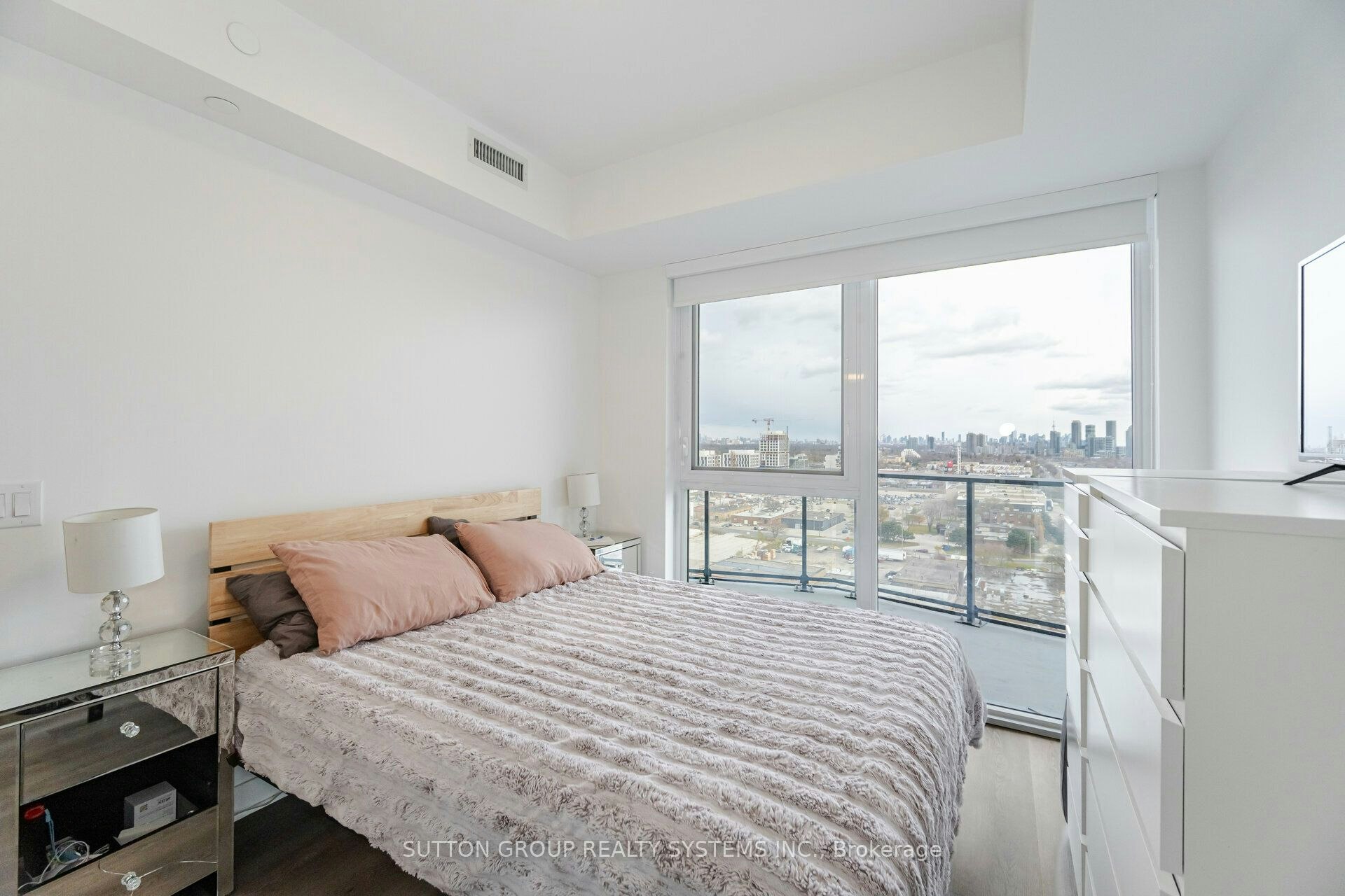 1607-36 Zorra Street, Toronto, ON, M8Z 0G5 - 12