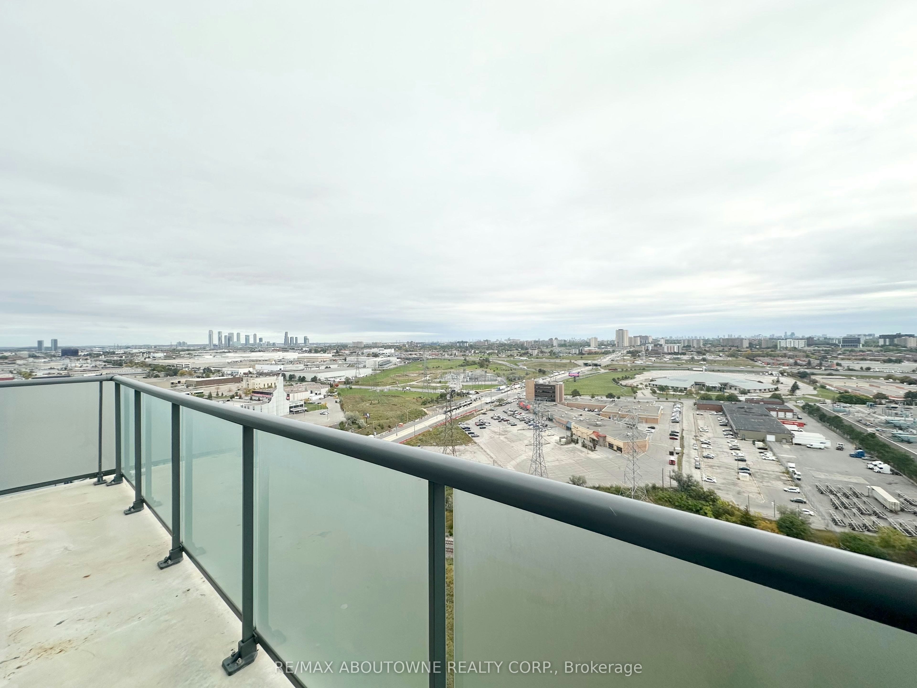 2602-5 Zappacosta Drive, Toronto, ON, M9M 0G9 - 12