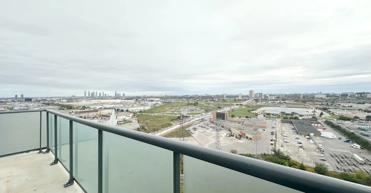 2602-5 Zappacosta Drive, Toronto, ON, M9M 0G9 - 12