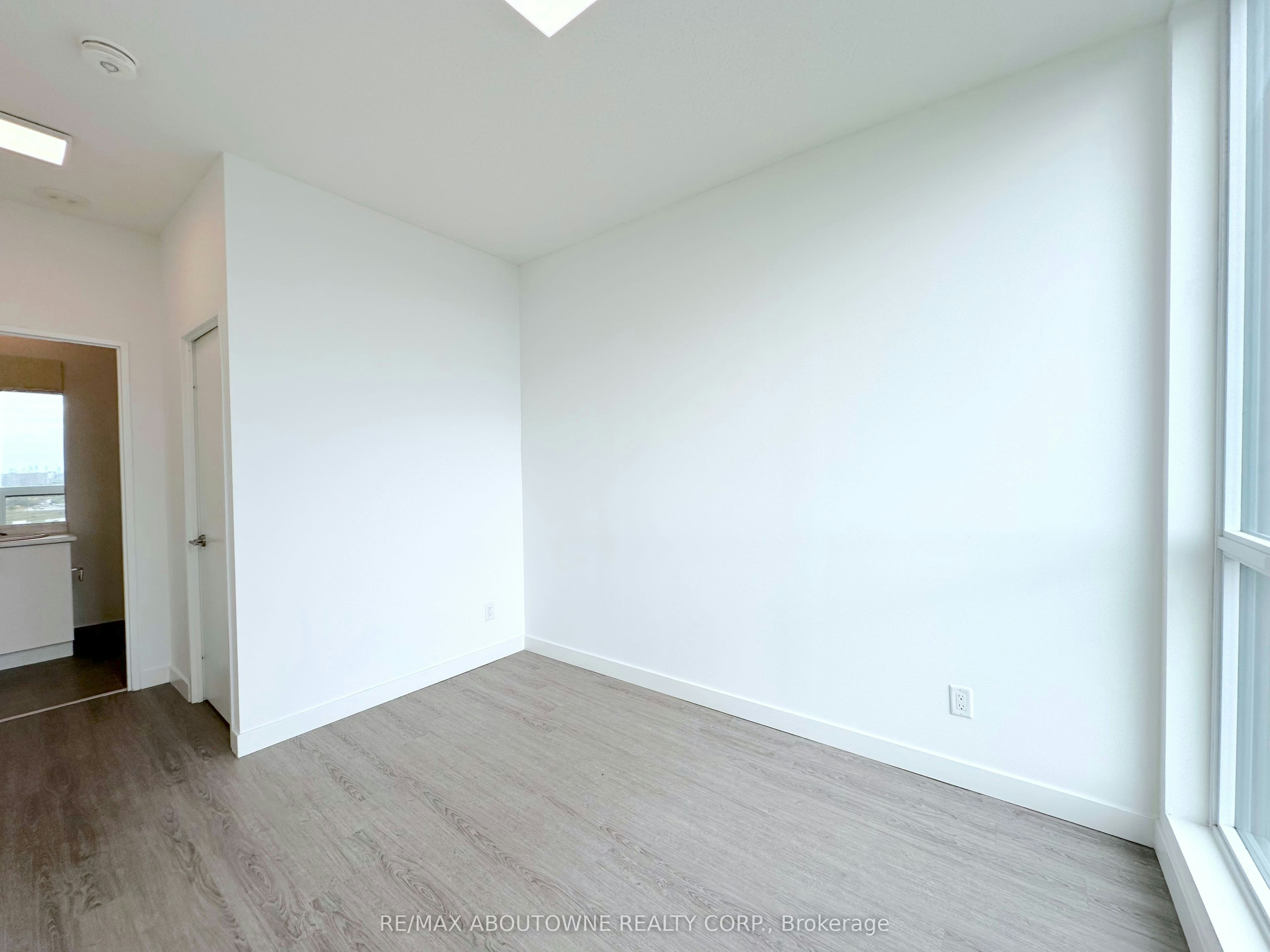 2602-5 Zappacosta Drive, Toronto, ON, M9M 0G9 - 7